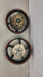 CERCHI MARVIC PENTA E DISCHI BREMBO 5MM PER SUZUKI