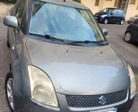 SUZUKI Swift 2010