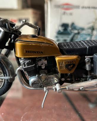 Polistil Honda 750 Four