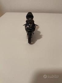 Modellino moto stradale Yamaha YZF-R1 
