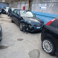 Audi A4 Avant 2010 incidentata