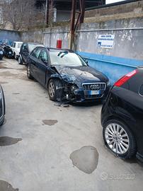 Audi A4 Avant 2010 incidentata