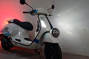 Piaggio Vespa 300 GTV 140th ANNIVERSARIO
