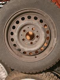 Cerchi in acciaio Toyota da 14 pollici