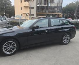 Bmw 320d xDrive Touring Business Advantage 4x4