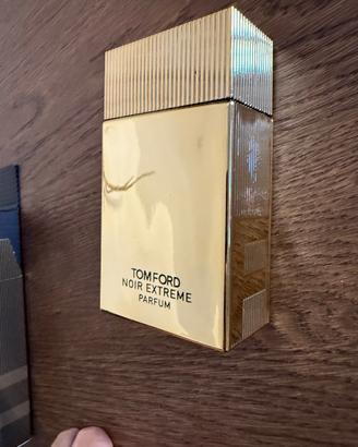 Profumo tom Ford bottiglia gold
