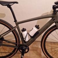 GRAVEL : Specialized Diverge Comp Carbon SRAM