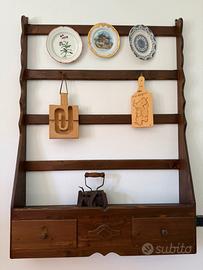 Mobile stile antico porta piatti