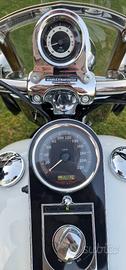 Harley-Davidson Softail Deluxe C.V.O. - 2000