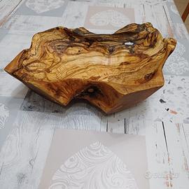 centro tavola in legno di ulivo 