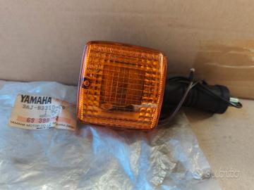 FRECCIA INDICATORE DIREZIONE ANTERIORE SX ORIGINAL