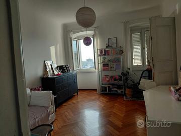 Appartamento sulle rive vista mare