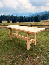 Tavola in legno massello di abete artigianale