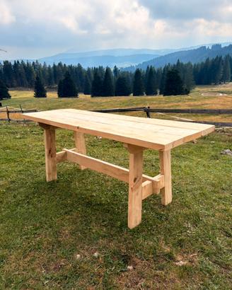 Tavola in legno massello di abete artigianale