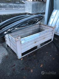 Cassone in ferro