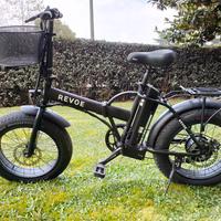 Bicicletta Elettrica REVOE Fat Bike