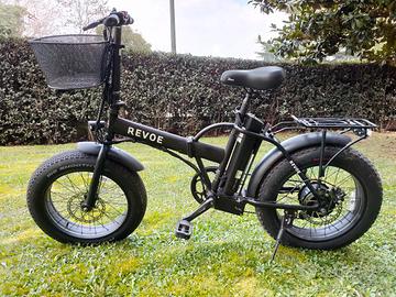Bicicletta Elettrica REVOE Fat Bike