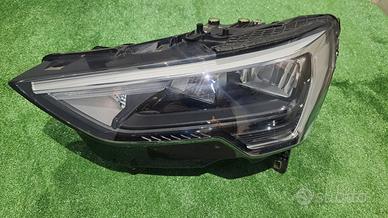 AUDI Q3 83A FULL LED Faro Fanale Sinistro SX