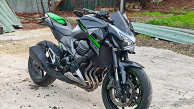 Kawasaki Z800 Full Power
