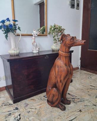 statua di legno 