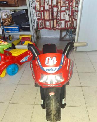 Moto elettrica Ducati, bambini