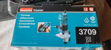 Fresatrice verticale Makita