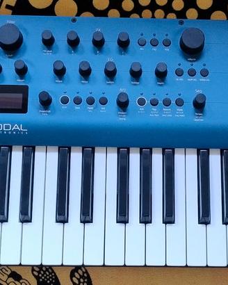 Modal Cobalt 8x Synthesiser 8 voci come nuovo