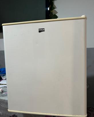 Frigorifero piccolo Fairline - Ritiro a Bologna