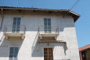 Vicino a Castelnuovo, Chieri e Torino