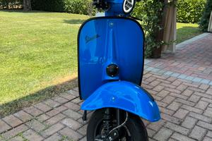 Vespa 50 R (130 cc Quattrini)