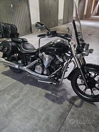 MOTO CUSTOM YAHAMA XVS 950 A