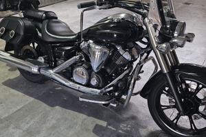 MOTO CUSTOM YAHAMA XVS 950 A