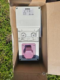 Presa con trasformatore GEWISS 230/24V