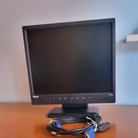 Monitor BenQ T720 17" LCD con cavo VGA
