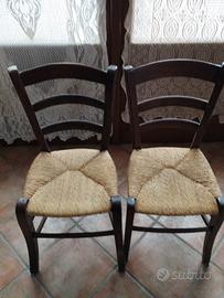 SEDIE IN  LEGNO VECCHIE 