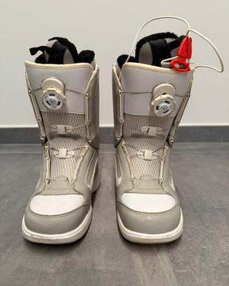 Scarponi snowboard Vans