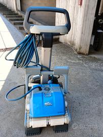 ROBOT PULIZIA PISCINE DOLPHIN M400