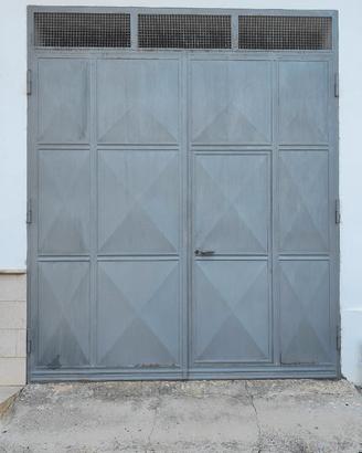 PORTONE IN FERRO