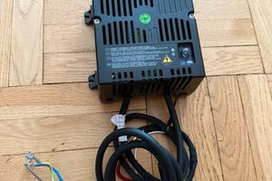 Caricatore da rete camper CBE CB516