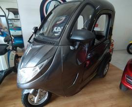 Ufo Magnum elettrico per anziani senza patente e d