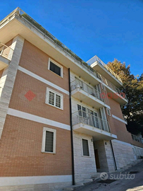 Ottavia adiacente Via della Lucchina