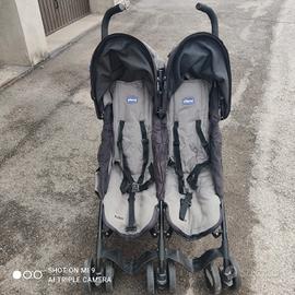 Vendiamo passeggino doppio