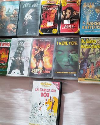 Lotto 11 VHS Film Disney Cartoni Azione Horror