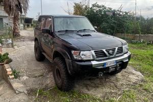 Nissan patrol y61