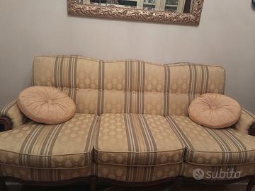 Divani salotto classico