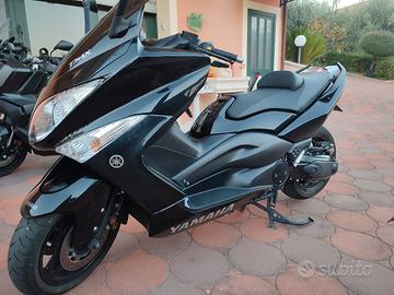 Tmax 500 anno 2009