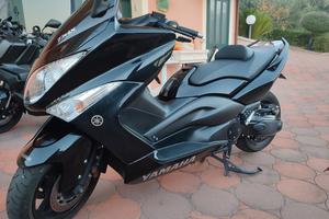 Tmax 500 anno 2009
