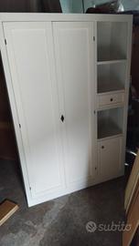 Armadio  in legno 