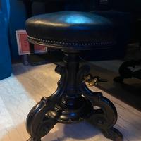 Sgabello da pianoforte dell’800
