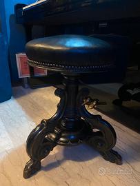 Sgabello da pianoforte dell’800